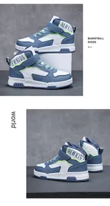 Scarpe da basket alte blu e bianche per bambini con fodera interna calda e morbida