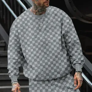 Sweat-shirt à manches longues jacquard à damier pour homme en gris et blanc