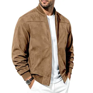 Vue détaillée du blouson aviateur en daim marron pour homme avec col montant zippé