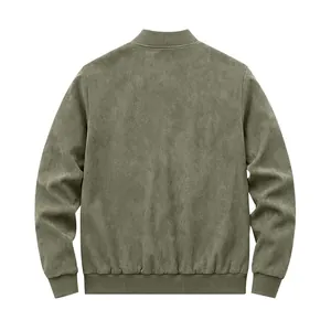 Vue arrière de la veste bomber pour homme en daim vert olive avec bords-côtes