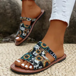 Etnische platte dames sandalen met zonnebloemprint en luipaard- en koepatronen