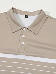 Makroansicht von Herren-Poloshirt-Kragen und Knöpfen mit gestreifter Stoffstruktur