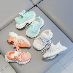 Baskets en maille respirante pour tout-petits avec semelles souples et antidérapantes