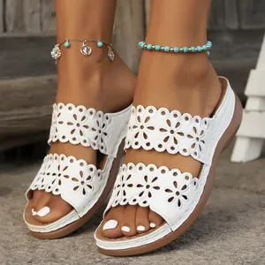 Women Retro Hollow Out Flower Slides Casual Flat PU Slippers Retro Bohemian Beach Sandals For Daily Vacation Outdoor
