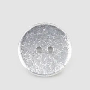 Bottoni in Resina con Texture Metallica Martellata di Alta Gamma Rotondi a Due Fori Bottoni Decorativi Argento per Cappotto Abito Accessorio