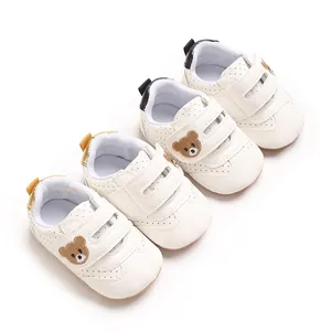 Zapatos de Primeros Pasos para Bebé Casual Oso Dibujos Animados Bordado Cuero PU Perforado Antideslizante Suela Blanda Niños Niñas