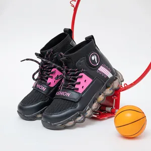 Ademende hoge sportschoenen voor meisjes in zwart en roze met mesh-ontwerp