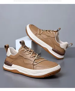 Baskets décontractées en cuir marron pour hommes avec semelle souple et blanche