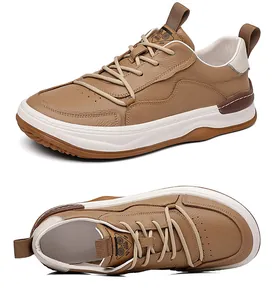 Vue détaillée de chaussures basses pour hommes en cuir de vachette marron de qualité
