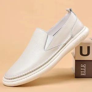 Bequeme, cremeweiße Herren-Freizeitschuhe aus Leder mit weicher Sohle zum Hineinschlüpfen