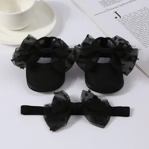 Zapatos de princesa negros para bebé y conjunto de diadema con lazo de tul y lunares