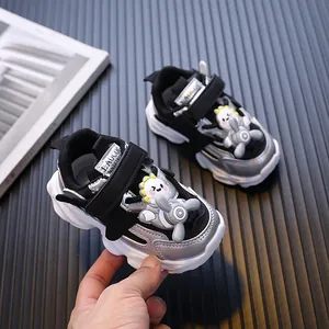 Kleinkind-Sneaker mit fliegendem Propeller-Design für Jungen und Mädchen im Herbst