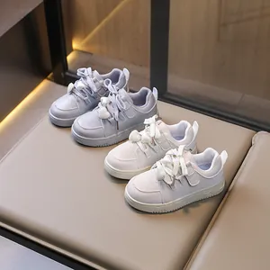 Girls Fashion Sneakers Autumn New Korean Style White Shoes Students Casual Heart Artificial Pearl Decor Synthetic Leather Anti-Slip Board Shoes