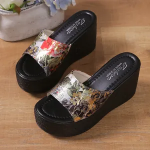 Women Platform Wedge Slippers Summer Floral Print Open Toe Mules Outdoor Beach Thick Sole Sandal Shoes For Daily Vacation