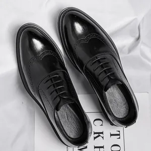 Ανδρικά Δερμάτινα Παπούτσια Brogue με Αύξηση Ύψους Αναπνεύσιμα Επαγγελματικά Επίσημα Παπούτσια Γάμου 6cm 8cm Μαύρο