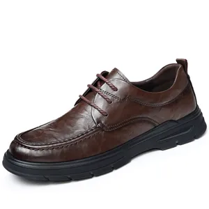 Κλασικά καφέ δερμάτινα ανδρικά παπούτσια business casual με μαλακή σόλα.