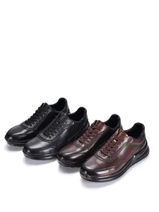 Klassische Herren-Freizeitschuhe aus Leder zum Schnüren in Schwarz und Braun.
