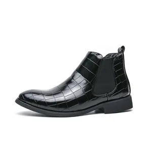 Botas Chelsea clásicas para hombre en piel grabada negra con estilo británico