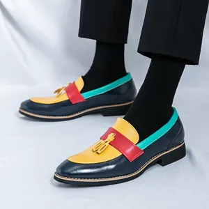 Mocassins à pampilles en cuir coloré pour hommes pour fêtes élégantes et grandes cérémonies