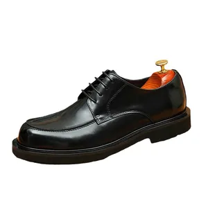 Klassische schwarze Herren Derby-Schuhe aus echtem Leder mit runder Kappe und Gummisohle