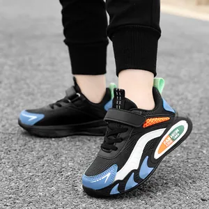 Stilvolle und abriebfeste schwarze Leder-Laufschuhe für Jungen, ideal für Sport und Alltag