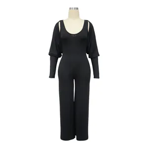 Detaillierte Ansicht des schwarzen gerippten Langarm-Jumpsuits mit Weste für Damen