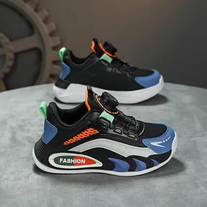 Zapatos deportivos transpirables para niños con sistema de hebilla giratoria y colores vivos