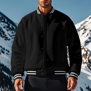 Veste varsity vintage noire pour homme avec rayures blanches sur fond de montagne enneigée