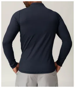 Vue arrière d'un t-shirt de sport à manches longues pour hommes, bleu marine et séchage rapide