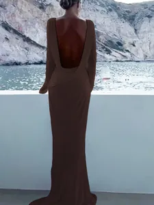 Elegant chocolate brown backless long-sleeved floor-length evening maxi dress gown