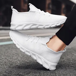 Sneaker in Mesh Traspirante per Uomo e Donna Taglie Forti Estate Taglio Basso Scarpe Sportive Casual Leggere da Corsa
