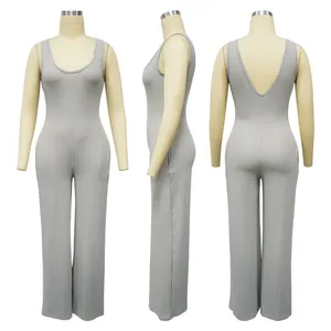 Grauer gerippter ärmelloser Jumpsuit in der Detailansicht von vorne, Seite und hinten.