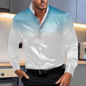 Dettaglio di una camicia casual da uomo bianca con stampa a pois blu sfumati