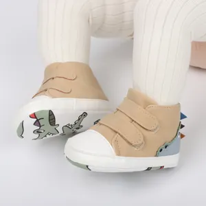 Zapatos de bebé de caña alta con dibujo de dinosaurio y suelas suaves antideslizantes