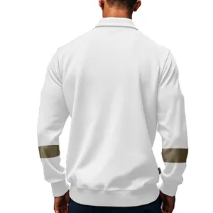 Achteraanzicht van zwaar wit polo sweatshirt voor heren met retro gestreepte mouwen