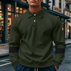 Gedetailleerd overzicht van vintage polo sweatshirt voor heren in donkergroen