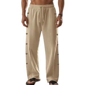 Vue d'ensemble du pantalon en lin pour homme avec boutons latéraux et cordon