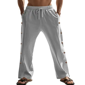 Détail du pantalon décontracté en lin pour homme avec cordon de serrage et boutons latéraux