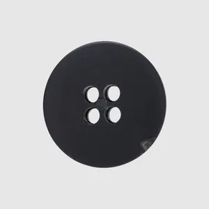 Bouton noir écologique à quatre trous en nylon recyclé pour la conception de mode