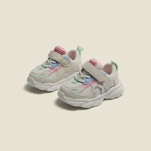 Zapatillas coloridas para niños pequeños, calzado transpirable para aprender a caminar.