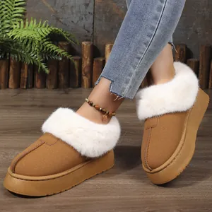 Gros plan de bottes de neige à plateforme pour femmes avec doublure en fausse fourrure