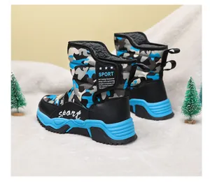 Botas de nieve de invierno para niños con diseño de camuflaje y forro de felpa cálido
