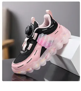 Chunky Sport-Sneaker für Mädchen in Pink und Schwarz mit verstellbarem Drehverschluss