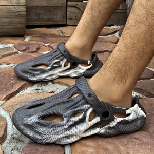 Unisex Outdoor Sport Clogs Camouflage Marmordruck Atmungsaktive EVA Strand Sandalen Leichte Gedaempfte Garten Schuhe Fuer Herren Damen