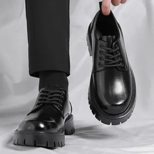 Chaussures de Business Hommes en Cuir Synderme Style Britannique Grosse Tête Chaussures Casual Grandissant Semelle Épaisse Antidérapant Derby de Bureau