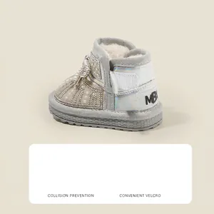 Sparkling silver winter snow boots for baby girls with warm faux fur lining and velcro