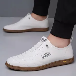 Chaussures en cuir blanc pour hommes, style décontracté et chic, avec semelle souple confortable
