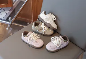 Vielfarbige, weiche Kinder-Sportschuhe für die Herbst-Modekollektion im Jahr 2024