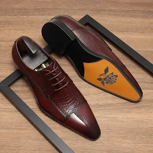Heren Zakelijke Schoenen Echt Leer Britse Stijl Spitse Teen Gedessineerd Formele Derby Schoenen Grote Maten