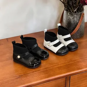 Baby girl winter soft-sole princess boots with knit collar and pearl strap